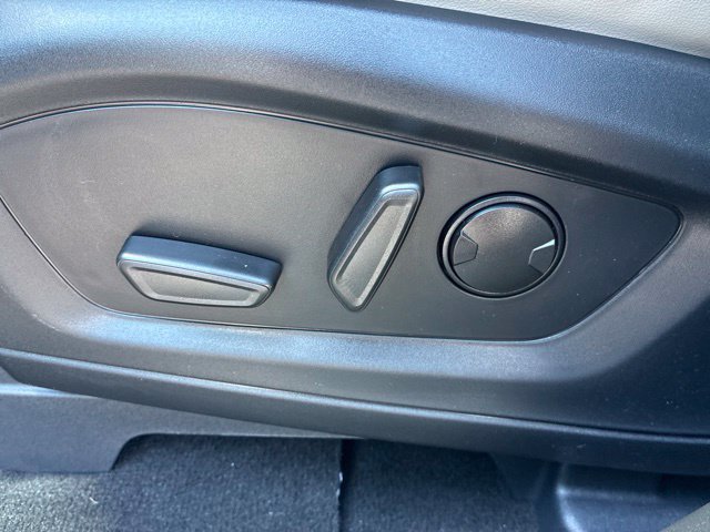 New 2026 Ford Explorer Active w/ Active Comfort Package RWD image 19