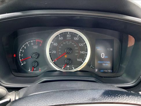 Used 2021 Toyota Corolla SE FWD image 24