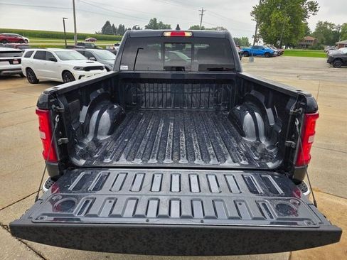 Used 2025 RAM 1500 Big Horn AWD/4WD image 11