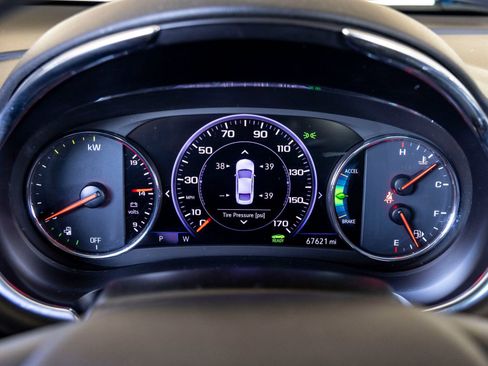 Used 2019 Chevrolet Malibu Hybrid FWD image 11