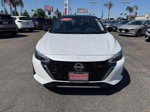 Certified 2024 Nissan Sentra SR FWD image 2