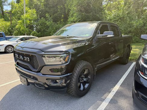 Used 2019 RAM 1500 Big Horn AWD/4WD image 3