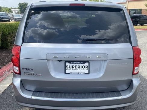Used 2013 Dodge Grand Caravan SXT w/ UConnect Hands-Free Group FWD image 5