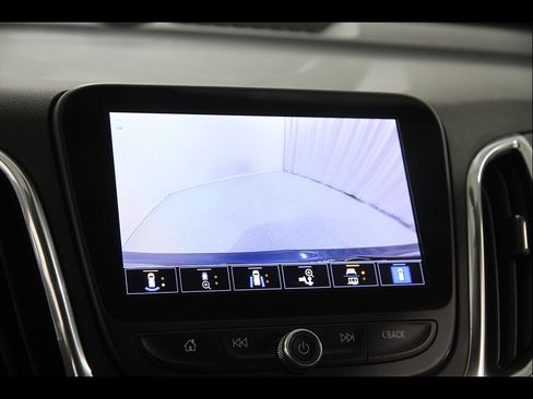 Certified 2024 Chevrolet Equinox LT AWD/4WD image 13