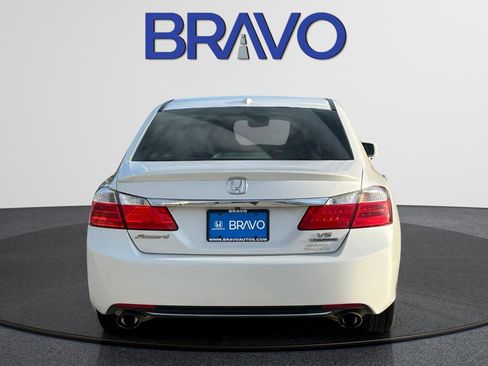 Used 2014 Honda Accord Touring image 7