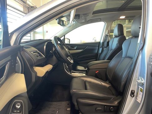 Used 2022 Subaru Ascent Limited w/ Technology Package image 9