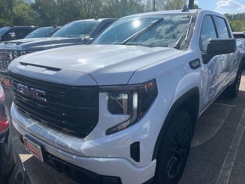 New 2026 GMC Sierra 1500 Elevation image 8