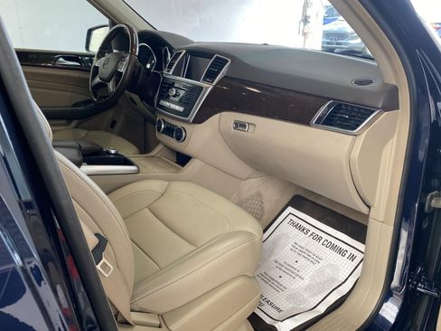 Used 2015 Mercedes-Benz ML 350 4MATIC image 8