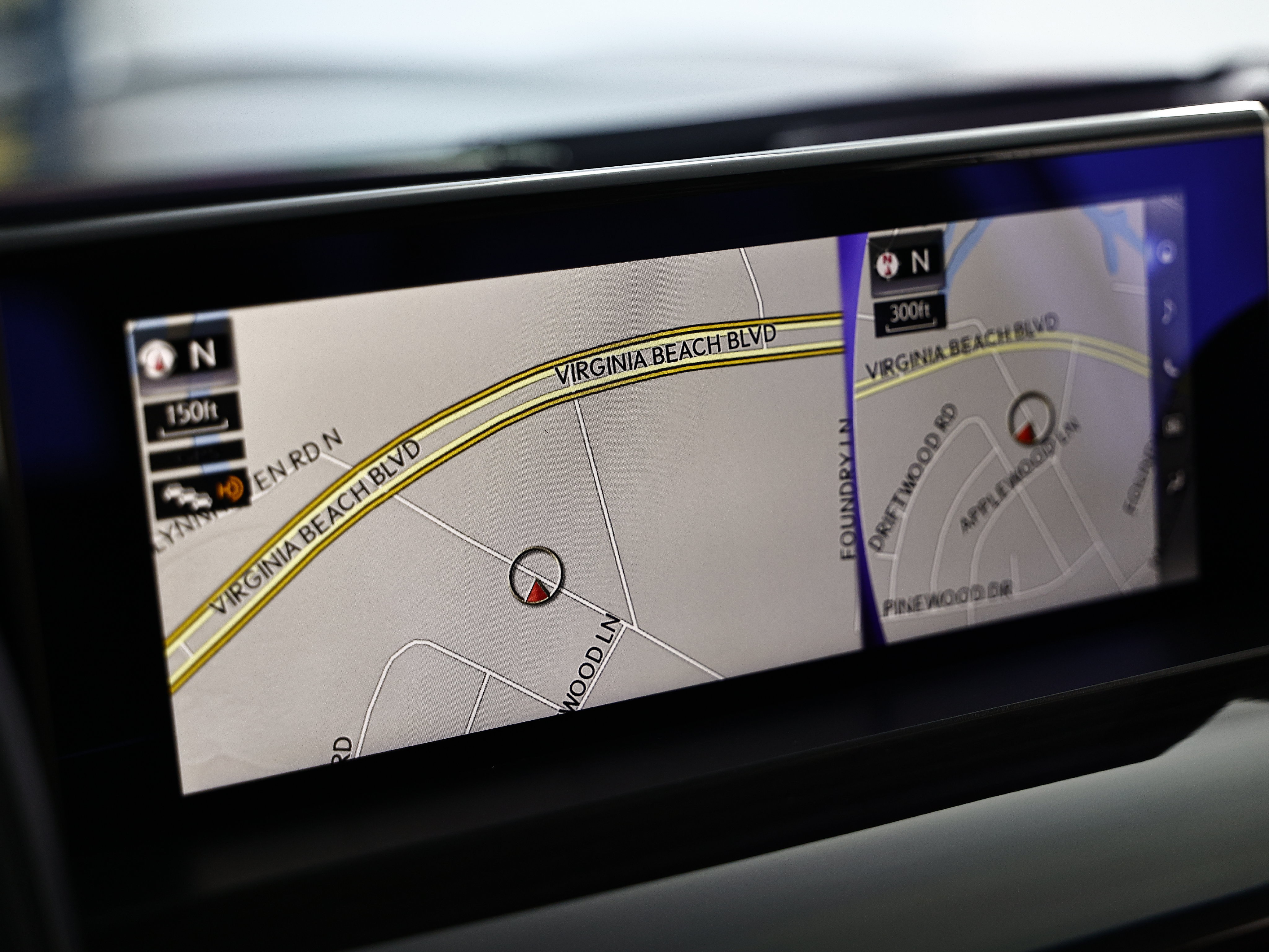 Used 2019 Lexus LX 570 4WD w/ Luxury Package image 45