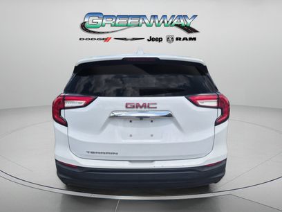 Used 2024 GMC Terrain SLE