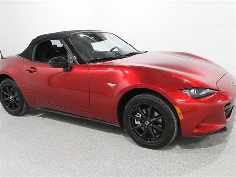 Certified 2025 MAZDA MX-5 Miata Sport image 2