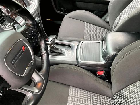 Used 2019 Dodge Charger GT RWD image 13
