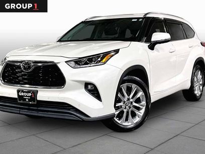Used 2021 Toyota Highlander Limited