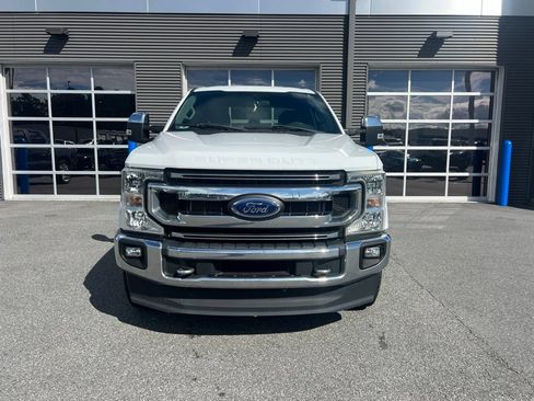 Used 2022 Ford F250 XLT w/ XLT Premium Package AWD/4WD image 5