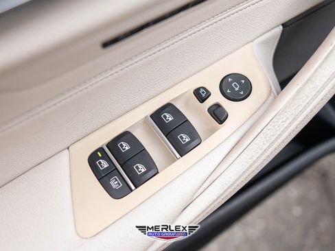 Used 2017 BMW 540i image 43