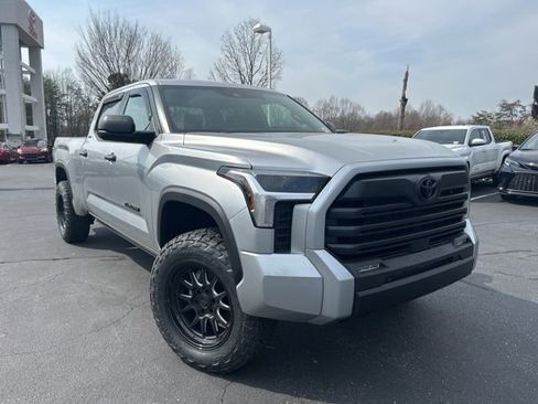 New 2025 Toyota Tundra SR5 AWD/4WD image 3