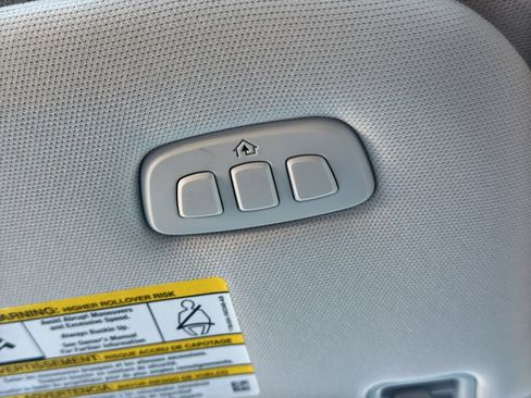 New 2025 Ford Expedition Active image 25