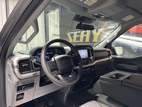 Used 2023 Ford F150 XLT image 6