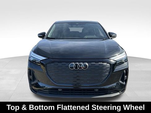 Used 2023 Audi Q4 e-tron Premium Plus w/ Premium Plus image 9