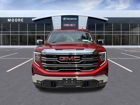 Used 2022 GMC Sierra 1500 SLT w/ SLT Premium Plus Package AWD/4WD image 3