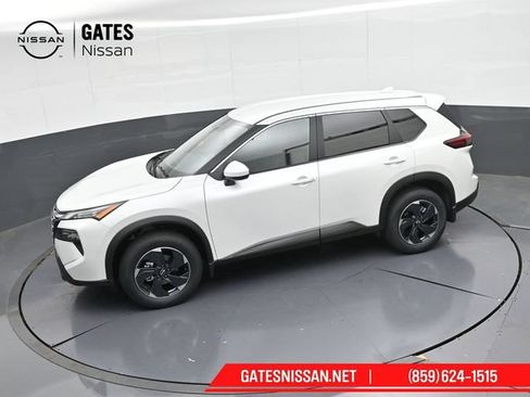 Used 2026 Nissan Rogue SV AWD/4WD image 50