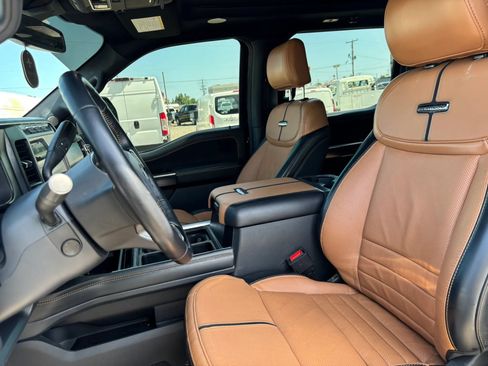 Used 2024 Ford F250 Platinum AWD/4WD image 11
