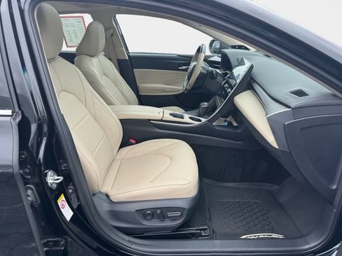 Used 2019 Toyota Avalon Limited w/ Advanced Safety Package FWD image 19