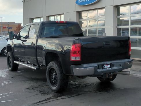 Used 2014 GMC Sierra 2500 SLT w/ SLT Convenience Package image 8