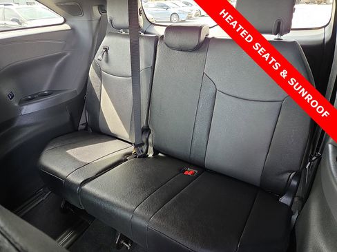 Used 2023 Toyota Sienna XSE w/ XSE Plus Package AWD/4WD image 10
