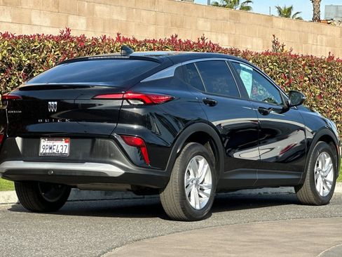 Certified 2025 Buick Envista Preferred image 4