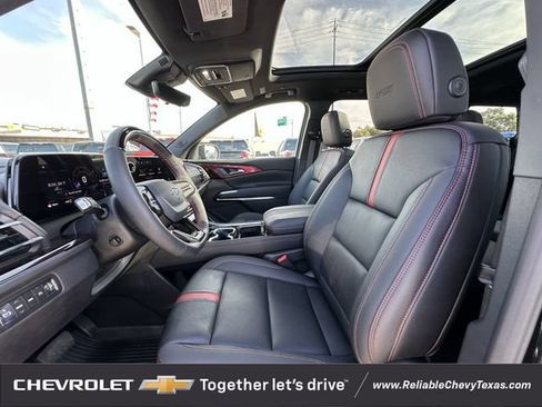 Used 2026 Chevrolet Traverse RS w/ LPO, Floor Liner Package AWD/4WD image 28