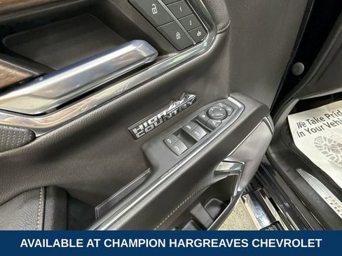 Used 2023 Chevrolet Silverado 1500 High Country w/ Technology Package image 31