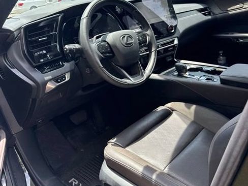 Used 2025 Lexus RX 350 AWD w/ Convenience Package image 13