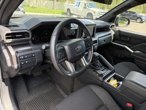 Certified 2026 Toyota 4Runner SR5 AWD/4WD image 11