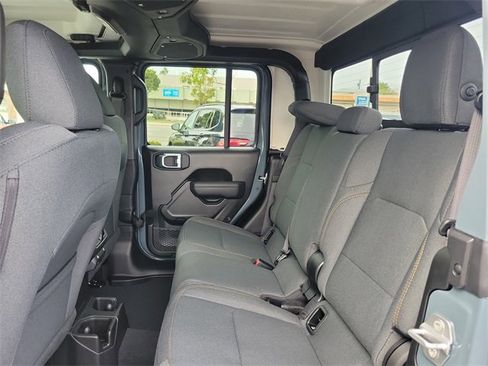 New 2026 Jeep Gladiator Sport image 10