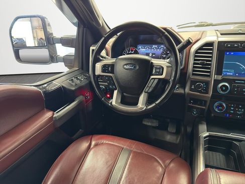 Used 2021 Ford F250 Platinum AWD/4WD image 16