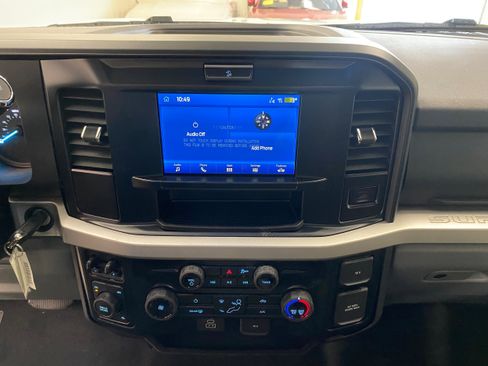New 2026 Ford F250 XLT w/ FX4 Off-Road Package AWD/4WD image 17
