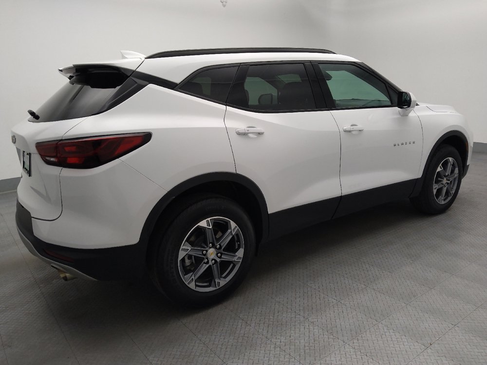 Used 2024 Chevrolet Blazer LT w/ Convenience Package FWD image 10