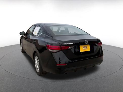 Used 2025 Nissan Sentra S FWD image 11