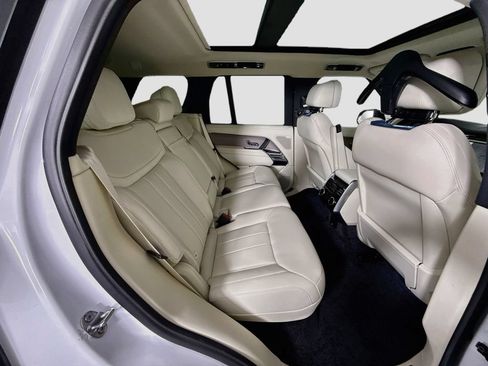 New 2026 Land Rover Range Rover SE AWD/4WD image 24