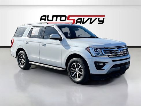 Used 2021 Ford Expedition XLT image 1