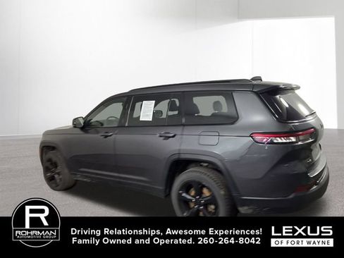 Used 2023 Jeep Grand Cherokee L Laredo AWD/4WD image 11