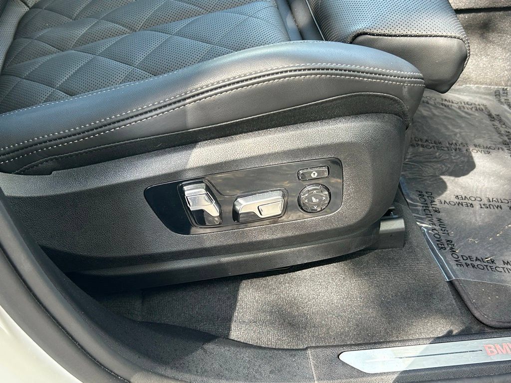 Used 2026 BMW X5 sDrive40i RWD image 27