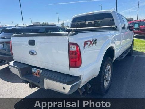 Used 2015 Ford F250 4x4 Crew Cab Super Duty image 2