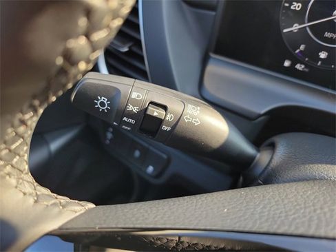 New 2026 Kia Seltos EX image 28