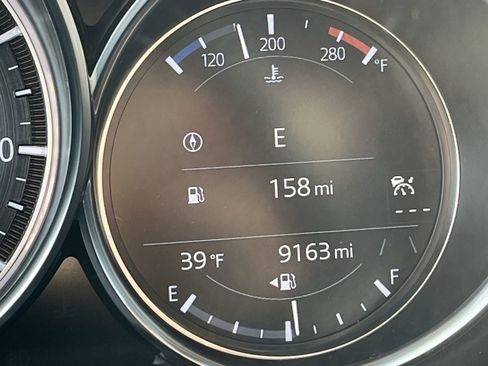 Used 2023 MAZDA CX-9 Touring image 12