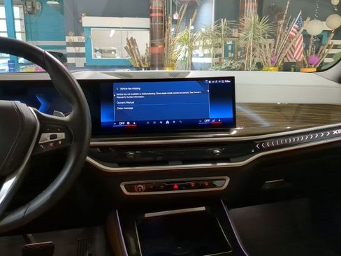 Used 2024 BMW X5 xDrive40i w/ Premium Package image 14