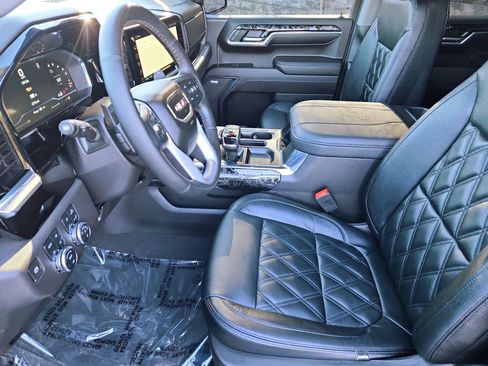 Used 2023 GMC Sierra 1500 Elevation w/ Preferred Package image 23