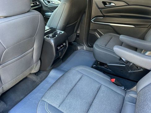 Certified 2024 Chevrolet Traverse LT image 14