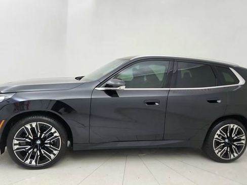 Used 2025 BMW X3 xDrive30i AWD/4WD image 3